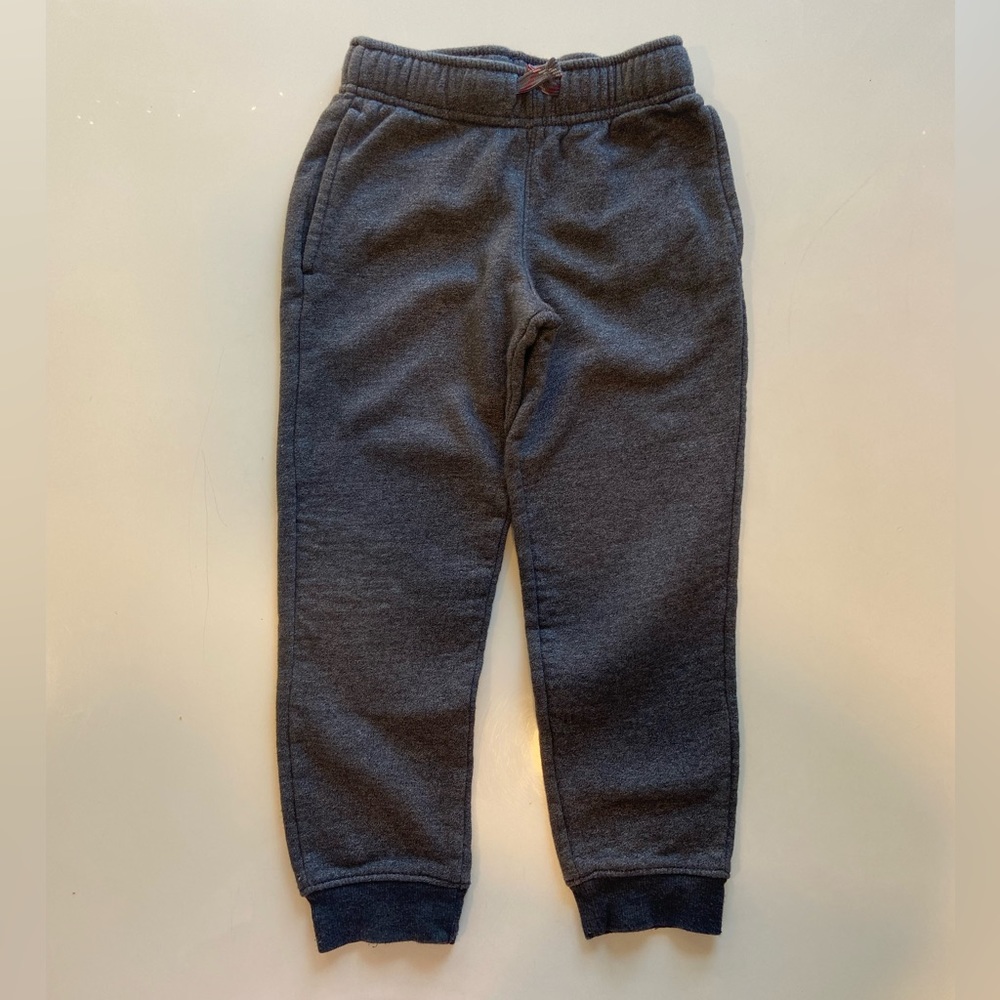 CAT & JACK size 4/5 sweatpants